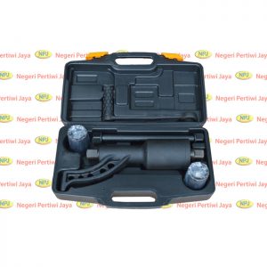 Labor Saving Wrench Truck 1:68 1 Inch